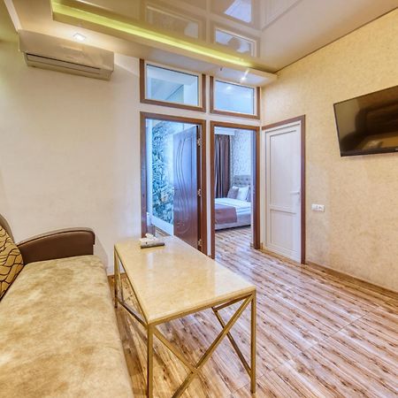 Aleppo Hotel Erywań Zewnętrze zdjęcie