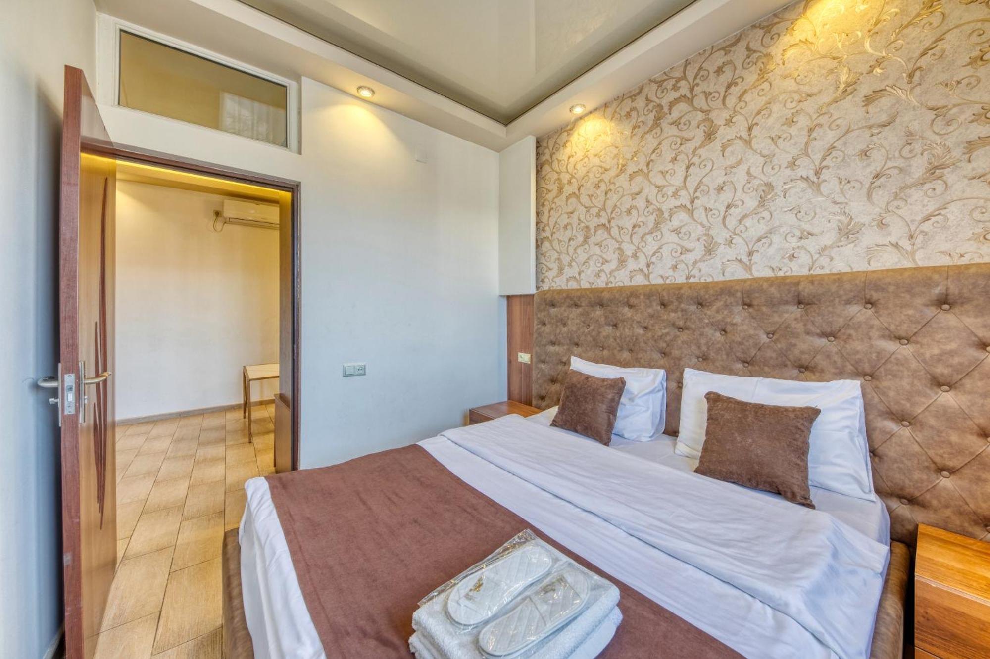 Aleppo Hotel Erywań Zewnętrze zdjęcie