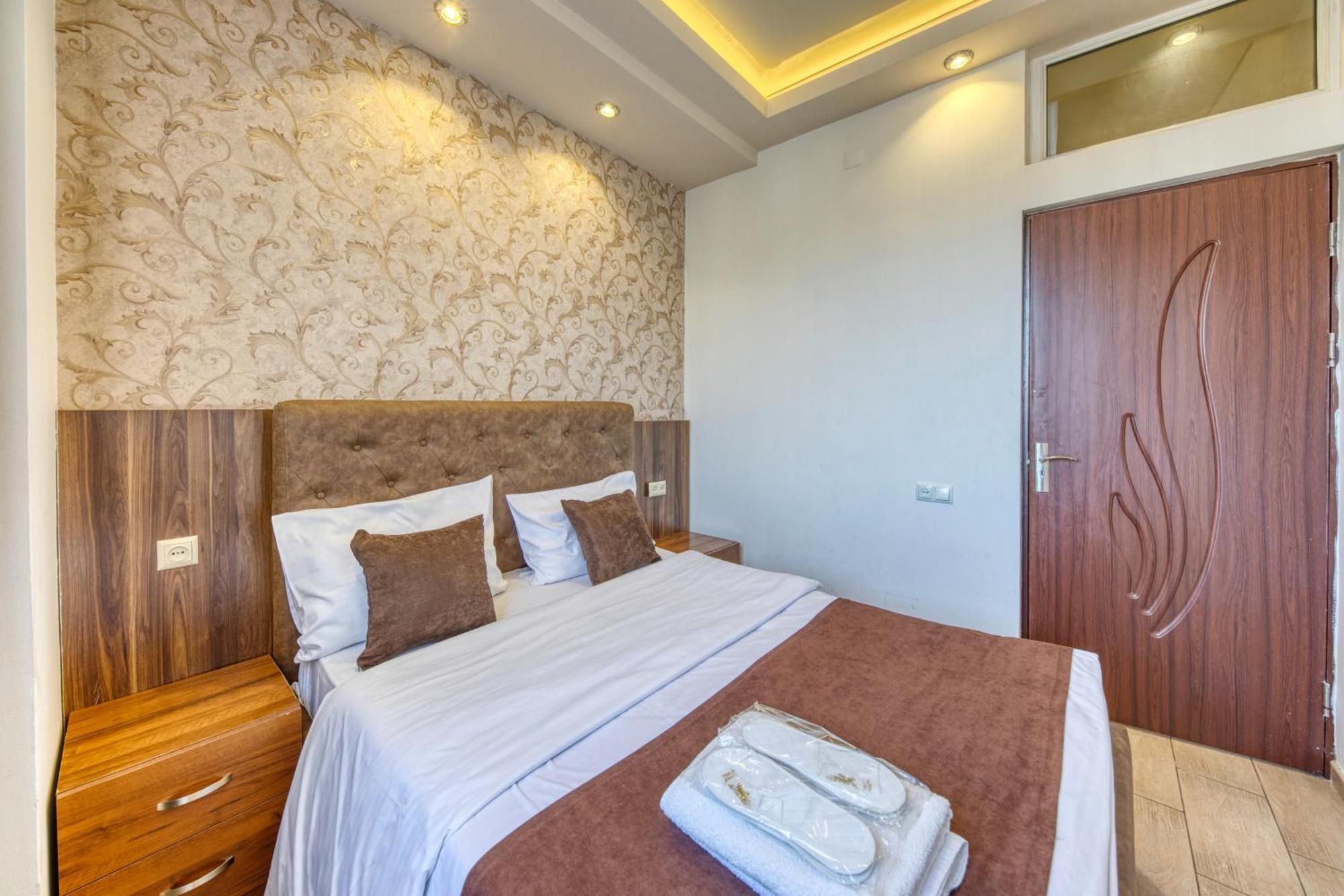 Aleppo Hotel Erywań Zewnętrze zdjęcie