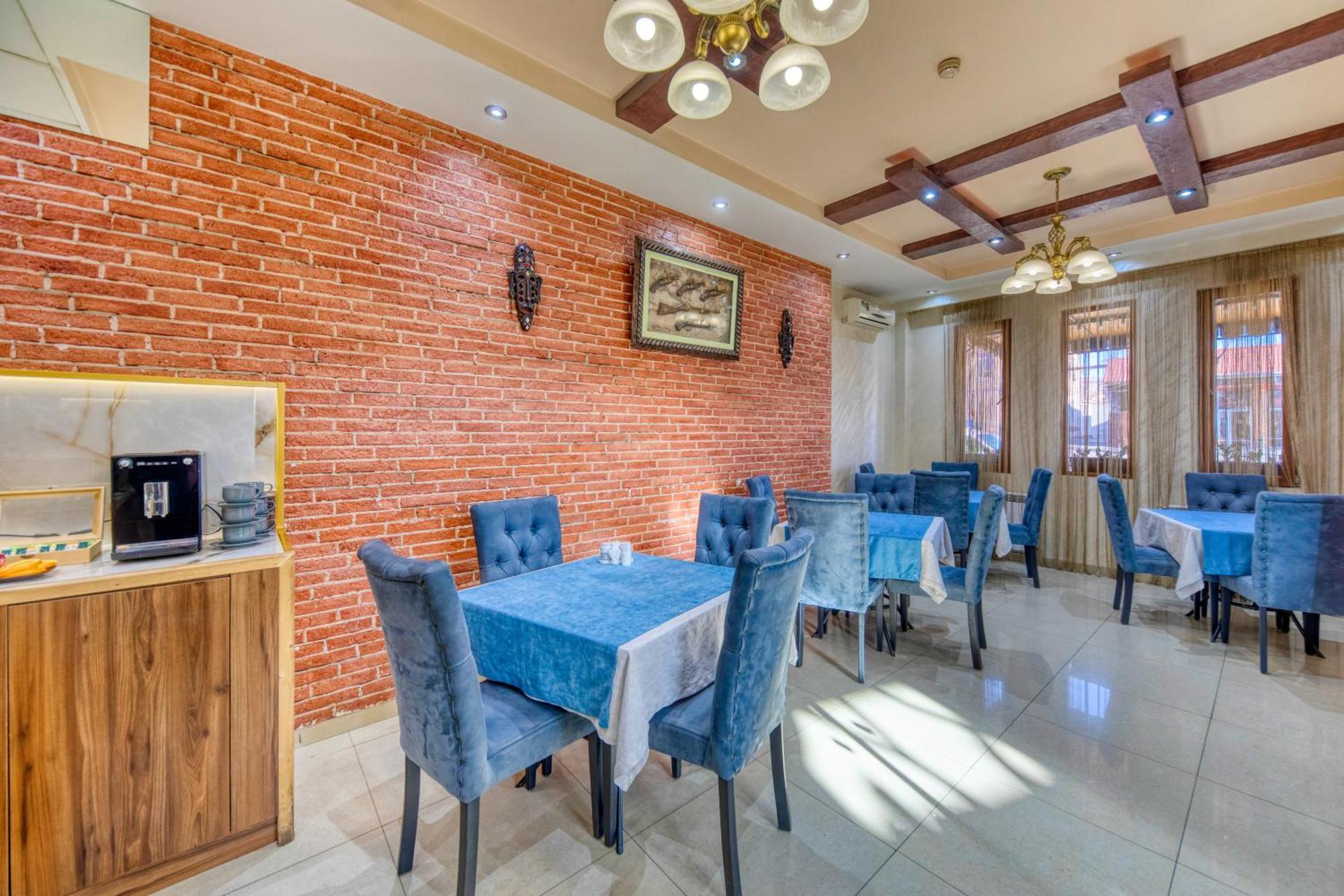 Aleppo Hotel Erywań Zewnętrze zdjęcie